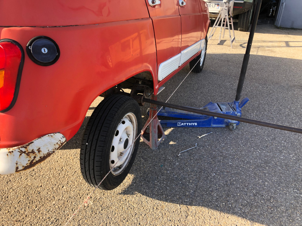 Réglage du parallélisme sur Renault 4 GTL