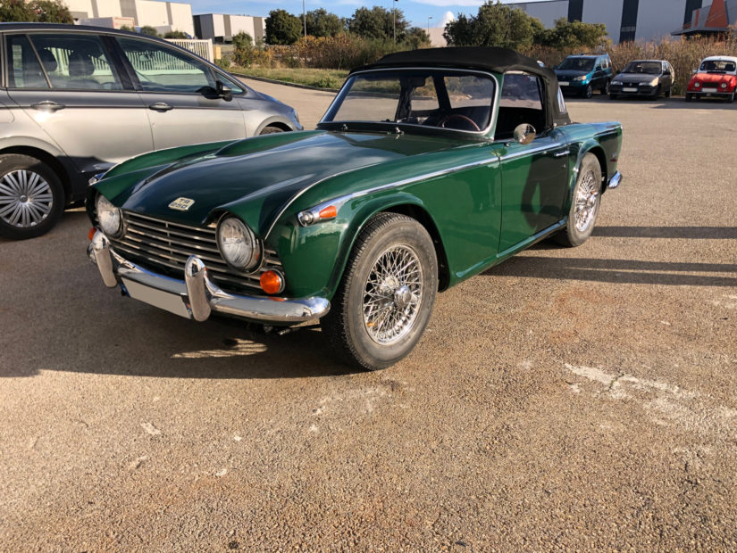 Triumph TR250