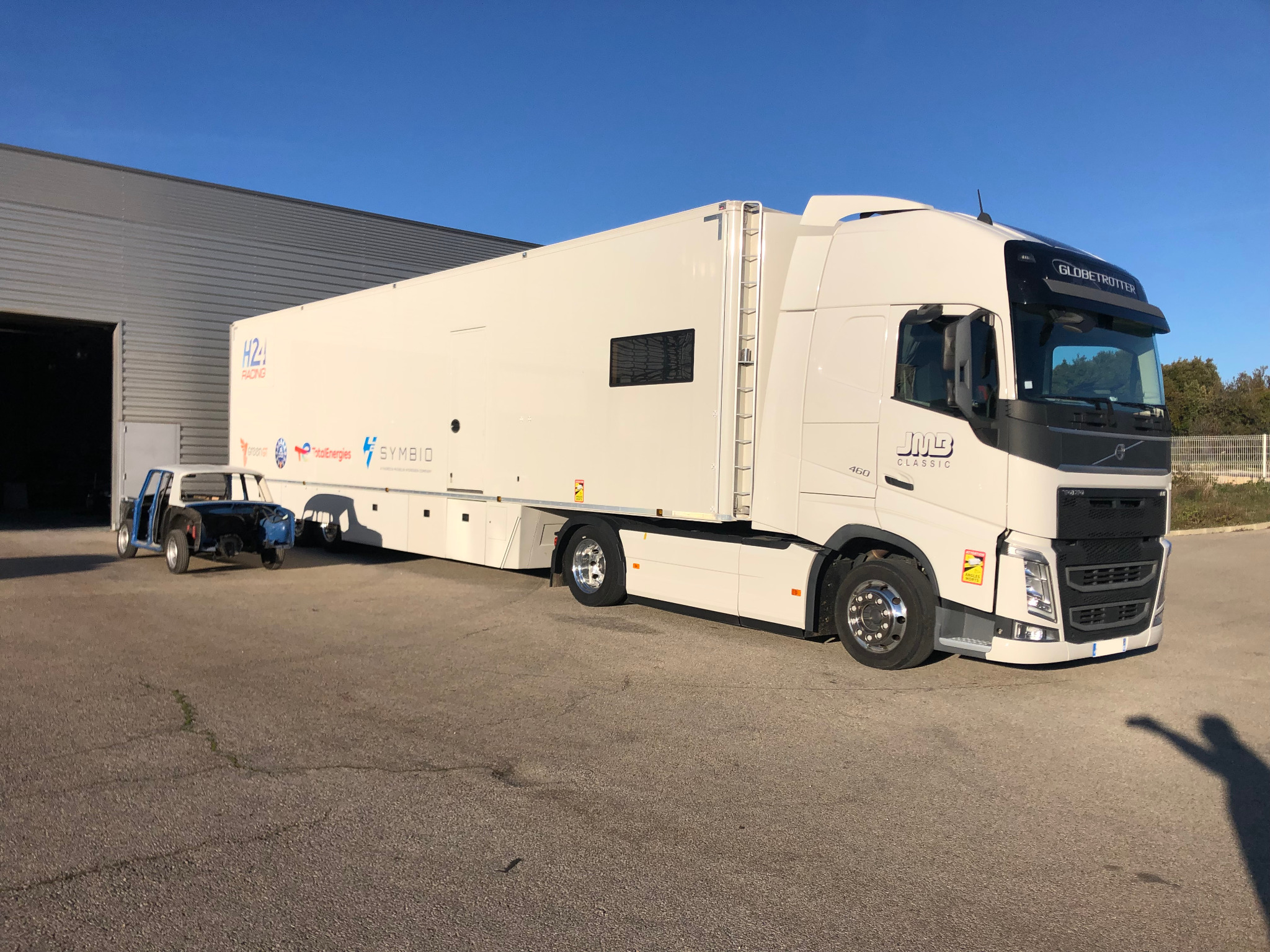 Semi Volvo FH 460 Carrosserie du Castellet