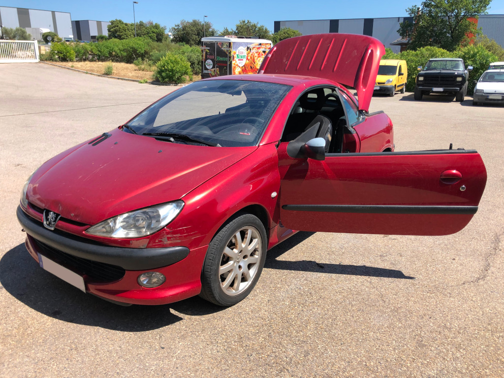 Peugeot 206 CC 2 litres