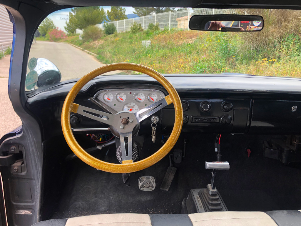 Tableau de bord Chevrolet Apache 1958