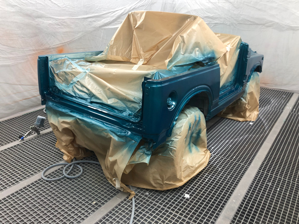 Suzuki SJ143 en peinture